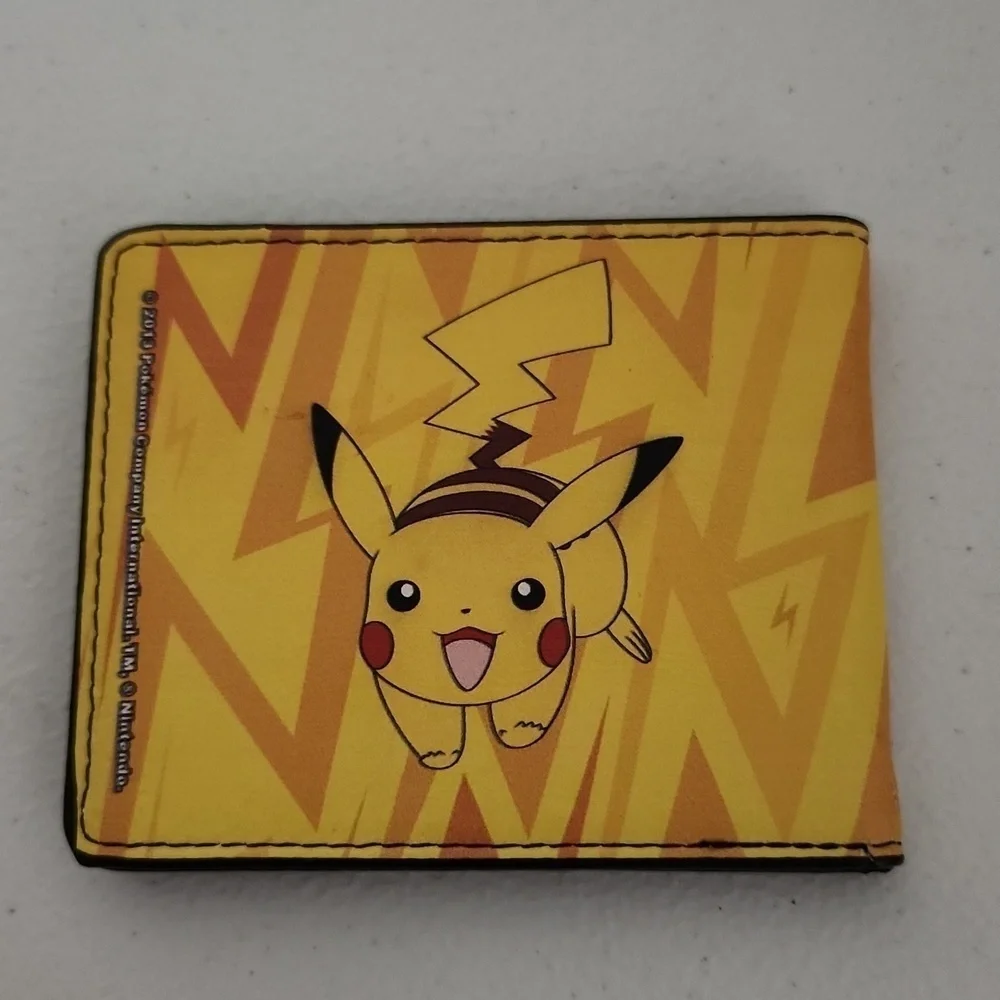 Pokeymon wallet 2011 Pikachu yellow men boys